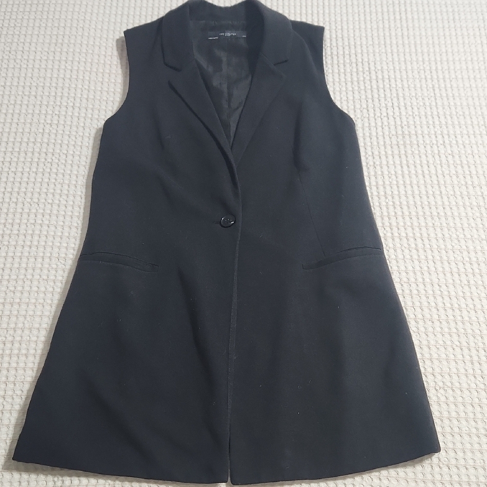 The Limited Black Sleeveless Jacket